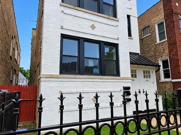 3225 N Kenneth Ave #B, Chicago, IL 60641