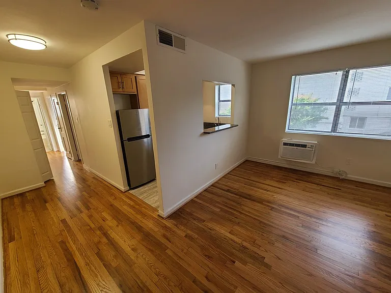 1215 N Quinn Street — Photo 28