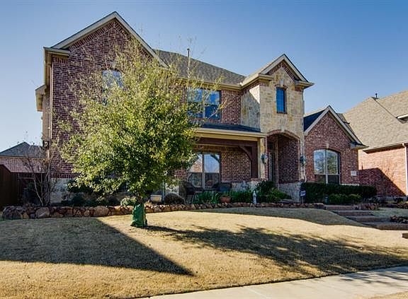 3rd image of 11317 Graceland Ln
