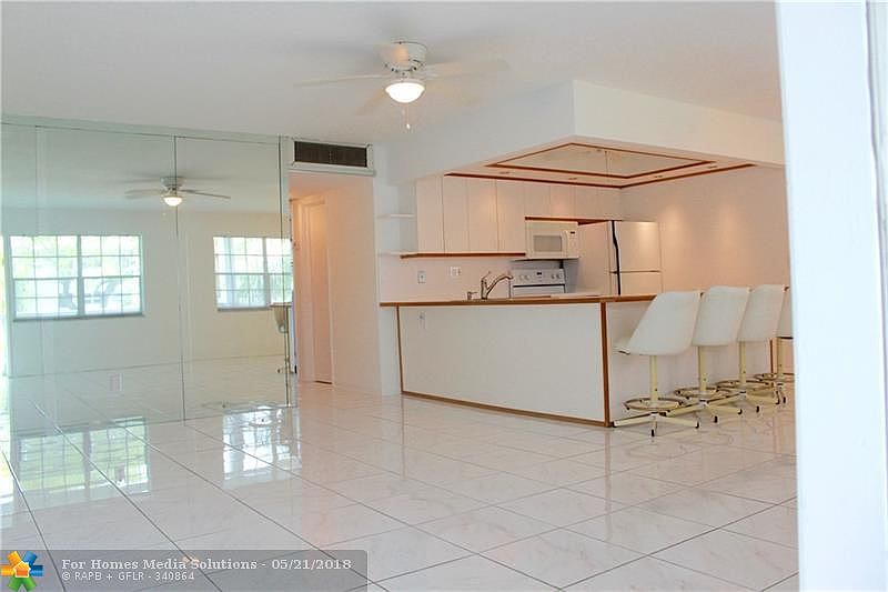 1st image of 2455 NE 51st St #E-202