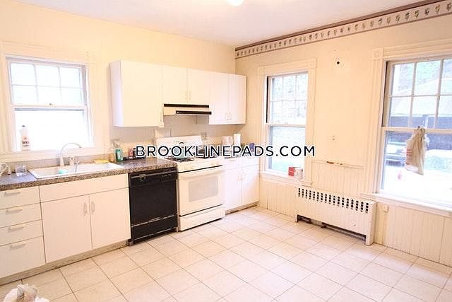 1st image of 66 Columbia St Fl 1ST