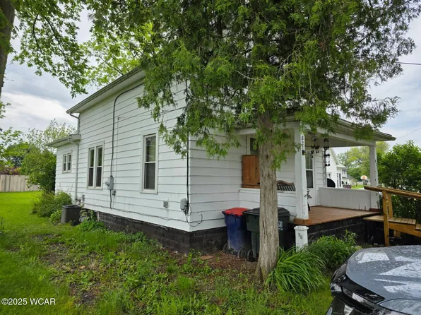 821 E 3rd St, Delphos, OH 45833