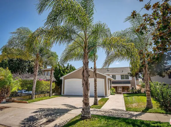 7830 W 83rd St, Playa Del Rey, CA 90293