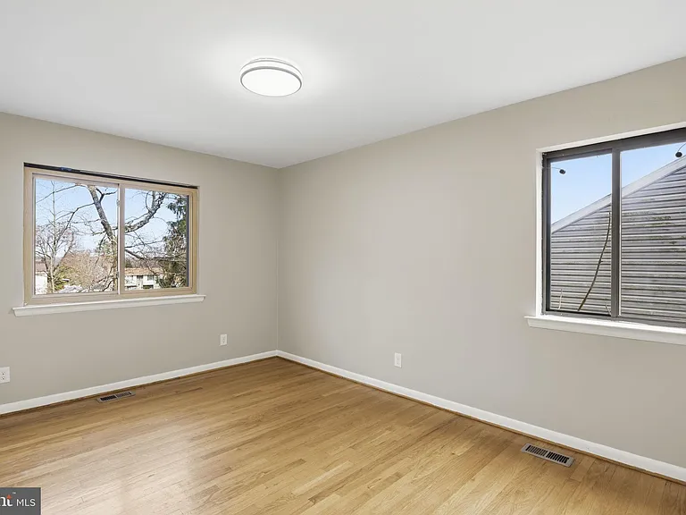 2815 Northwind Rd — Photo 14