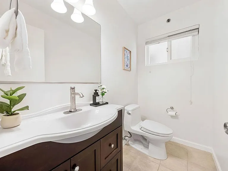 3550 Carter Dr #32 — Photo 4