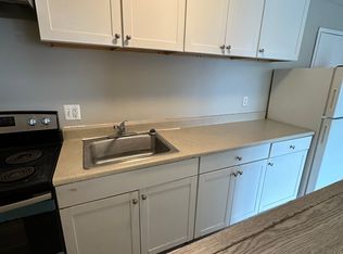 66 Simmons Rd #B5, East Hartford, CT 06118