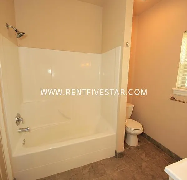 2724 Corsini Ct — Photo 6