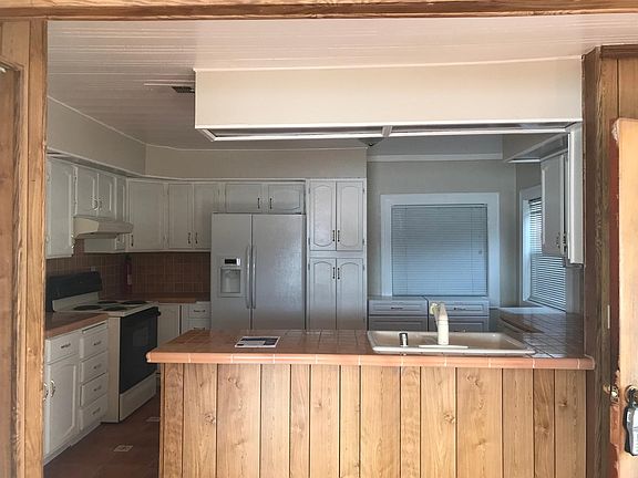 3rd image of 10553 E Highway 20