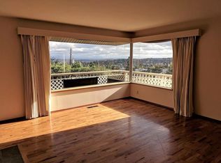 4016 39th Ave SW, Seattle, WA 98116