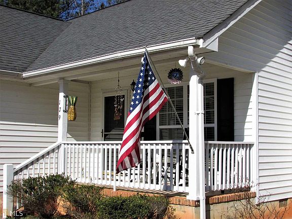 2nd image of 179 Stewart Dr NW