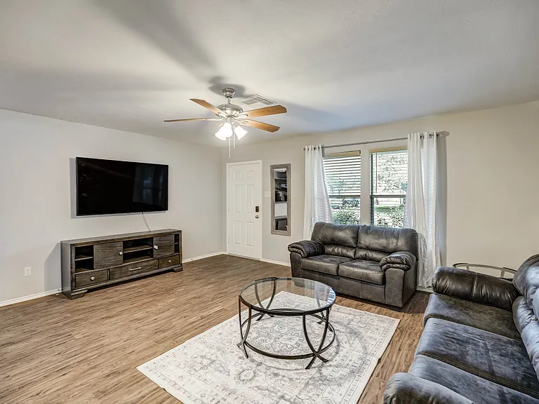1442 Grand Prince Ln — Photo 10