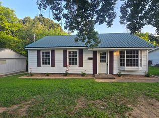 2340 Case St, Batesville, AR 72501
