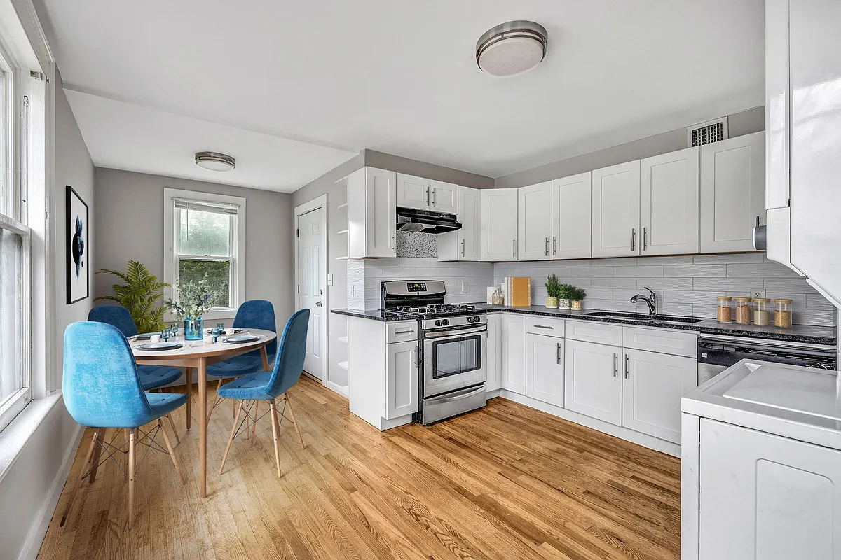 Building Photo - 72 Kenilworth St #1