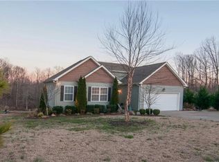 125 Marty Ln, White Bluff, TN 37187
