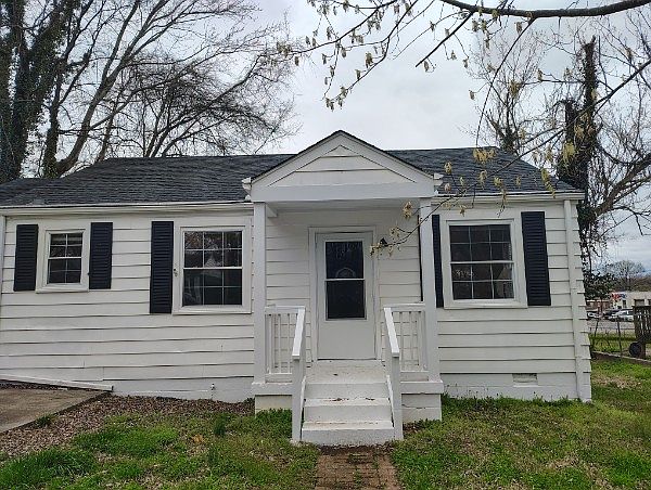 1st image of 1217 Greenfield Dr