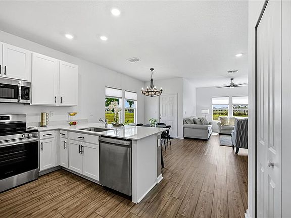 4th image of 4911 SW 81st Loop