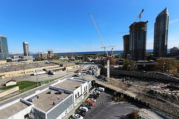 90 Park Lawn Rd #1007 — Photo 12