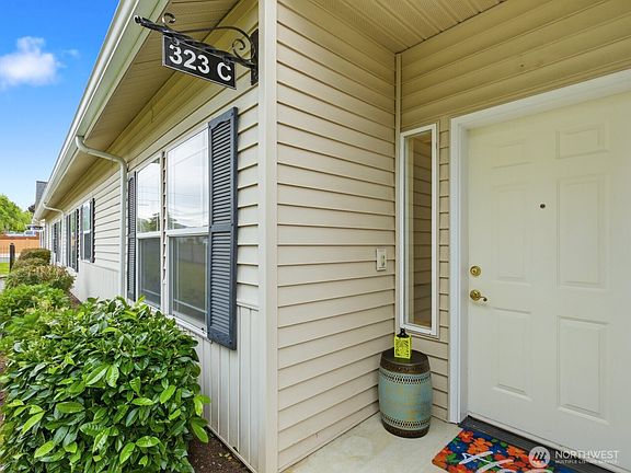 3rd image of 323 N Laventure Road #C
