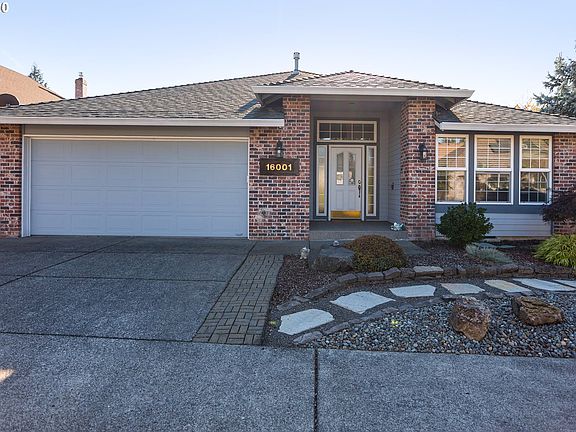 4th image of 16001 SE 31st Cir