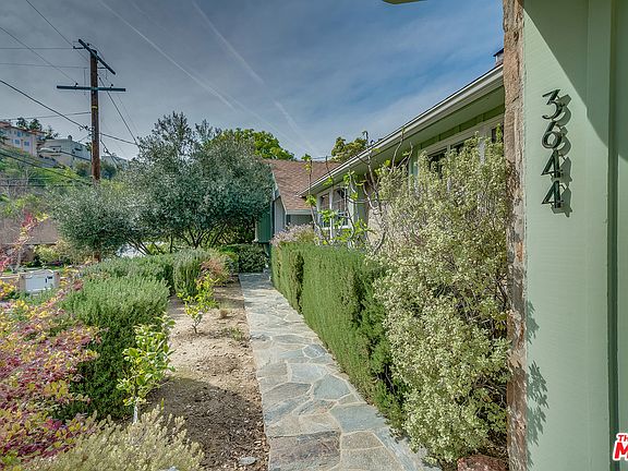 3rd image of 3644 Goodland Ave