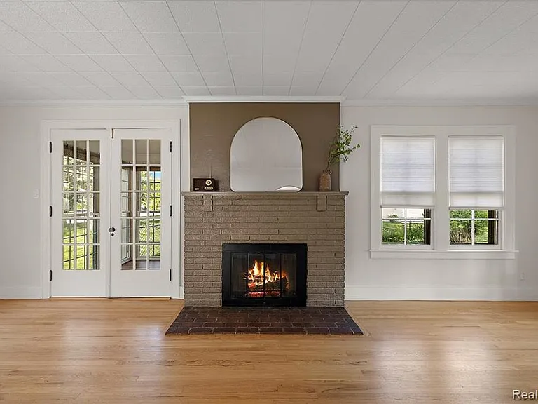 2136 Dorchester Rd — Photo 9