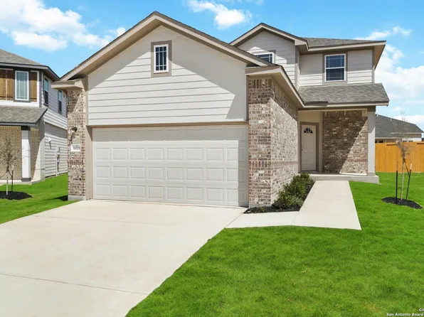 8815 Lemon Verbena, Elmendorf, TX 78112