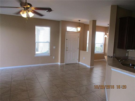 2nd image of 2053 Estancia Cir
