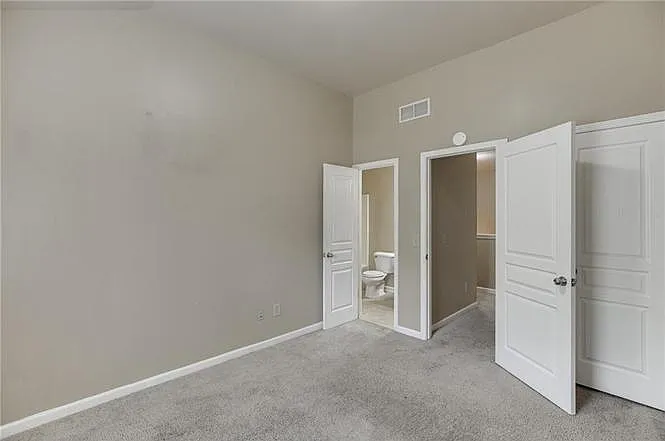 314 Oakland Hills Way — Photo 12