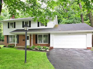 3965 Gregory Dr, Northbrook, IL 60062