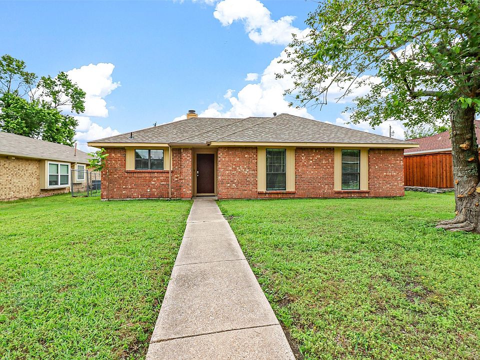 1st image of 2205 Rockbluff Dr