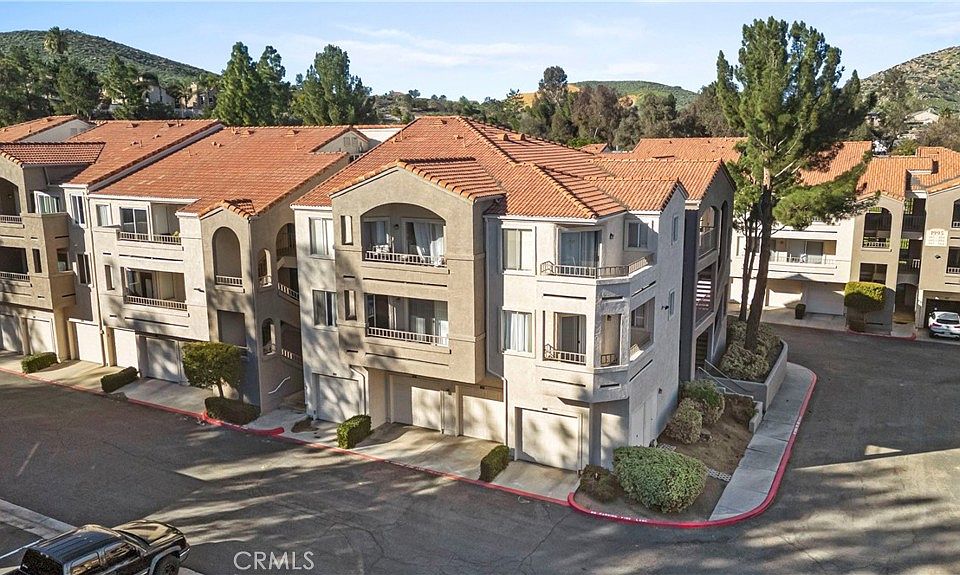 1st image of 1980 Las Colinas Cir Unit 208