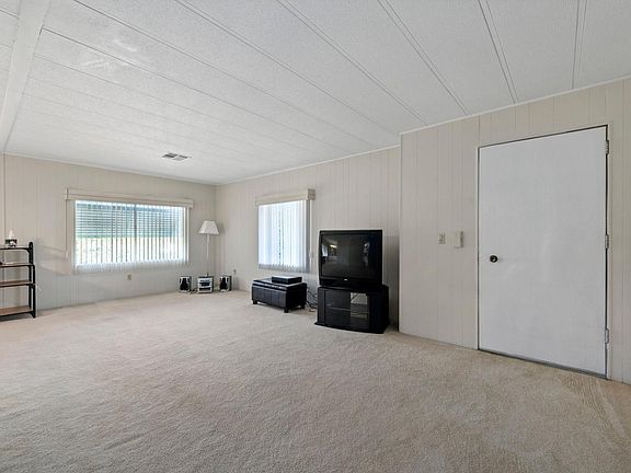 5th image of 144 E Quail Hollow Dr #144E