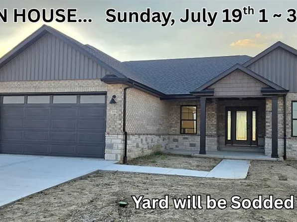 304 Rumsfeld Dr, Troy, IL 62294