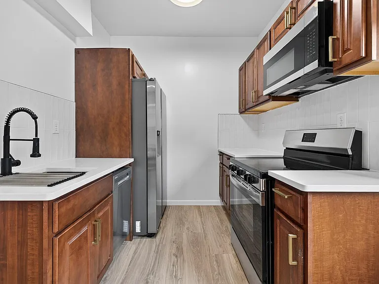 120 Normal Ave #2 — Photo 4
