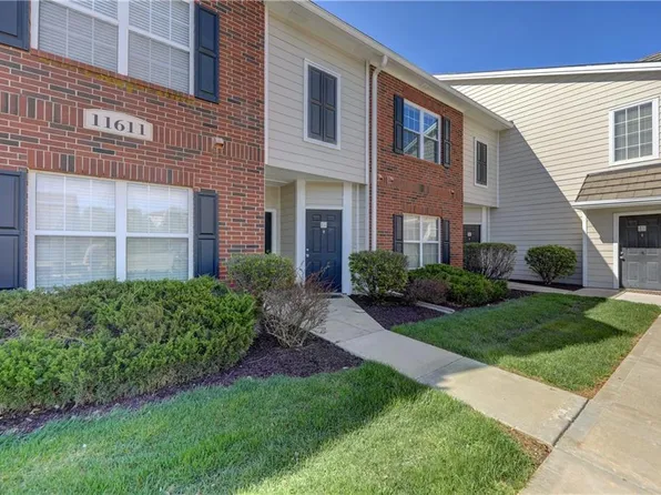 11611 Tomahawk Creek Pkwy APT I, Leawood, KS 66211