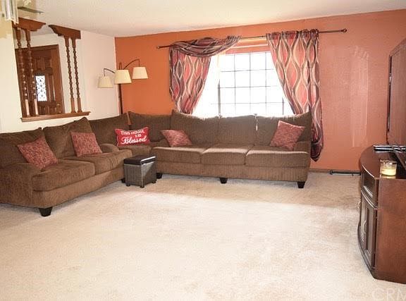 4th image of 705 W North Park Blvd