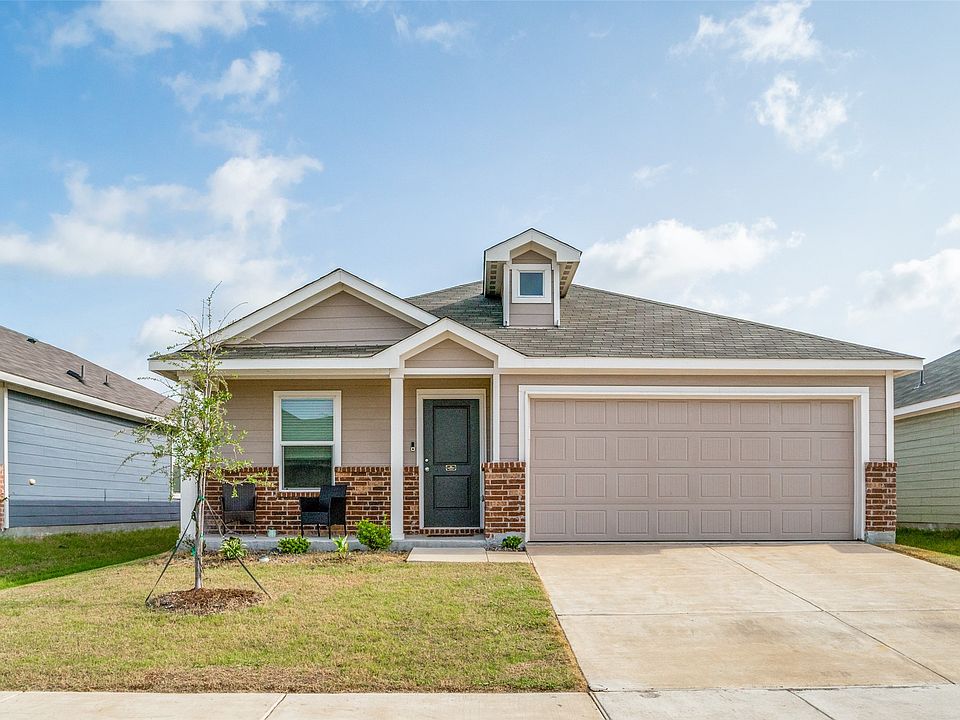 1st image of 310 Mahogany Ln