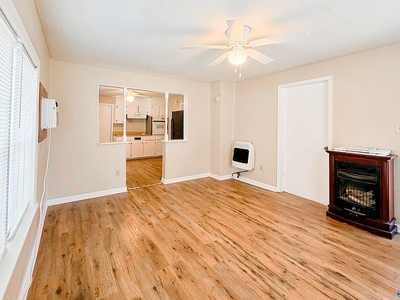 5th image of 412 Sommerville Ave