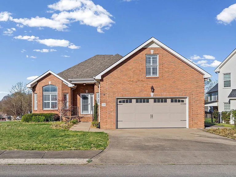 650 Appomattox Ct — Photo 5