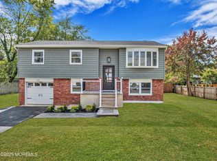 238 Lakewood Ave, Bayville, NJ 08721