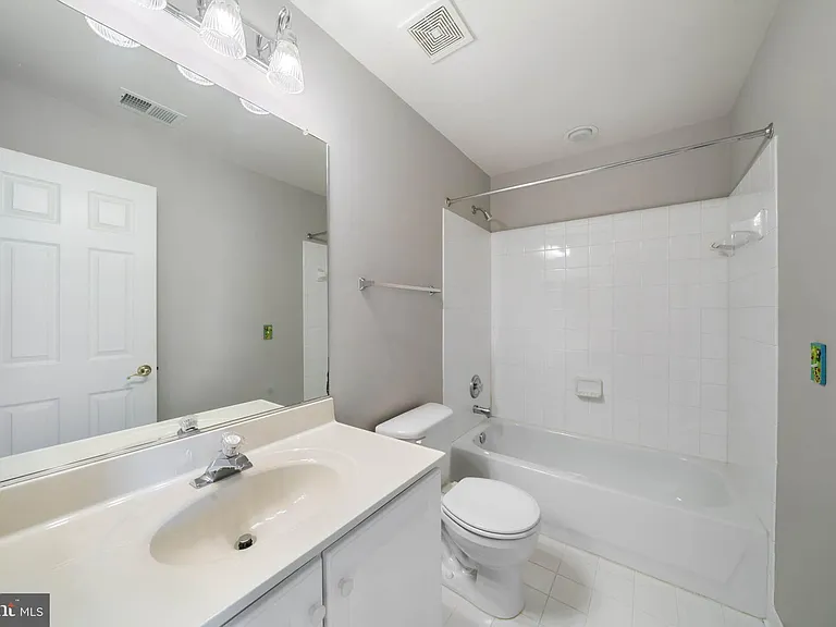 3616 Sprigg St S — Photo 18