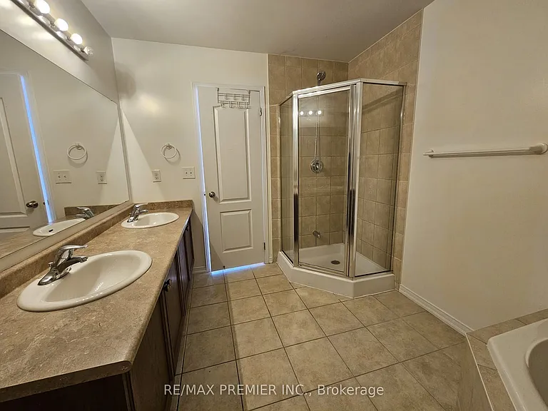 745 Farmstead Dr #12 — Photo 9