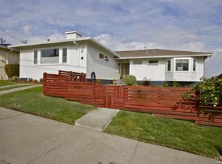 40 Ridgewood Dr, San Rafael, CA 94901