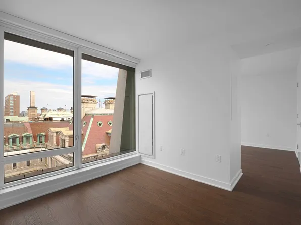 400 West 113th Street image 2 of 22