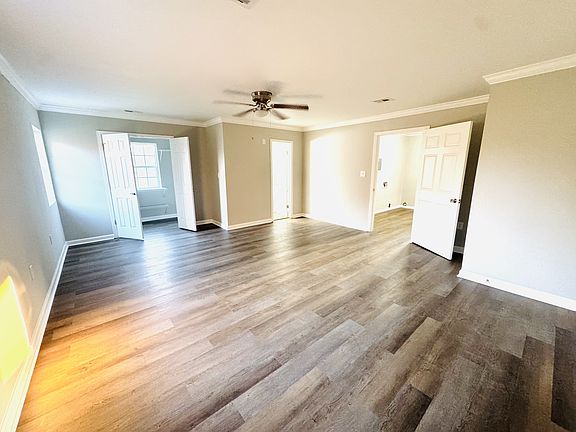 4th image of 109 Hargis Dr