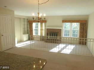 8239 Clifton Farm Ct, Alexandria, VA 22306
