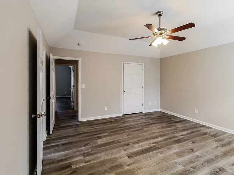 4341 Ward Bluff Ct — Photo 11