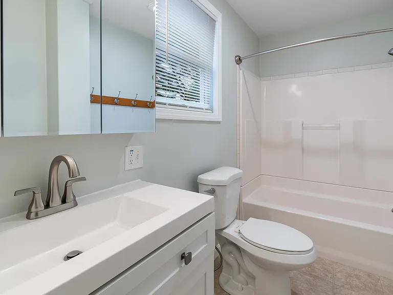 261 Turnpike Ave #1 — Photo 13