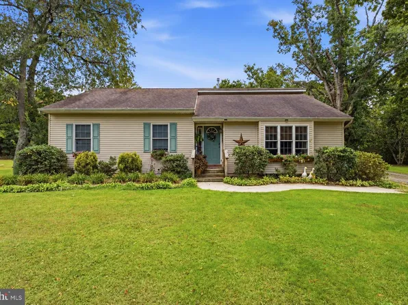 166 Winnepeg Ave, Egg Harbor Township, NJ 08234