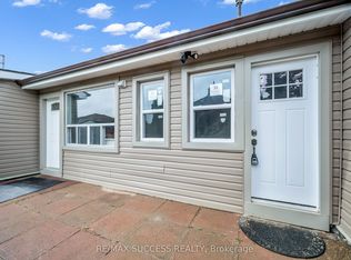 15 Killamarsh Dr #3, Toronto, ON M3J1J2